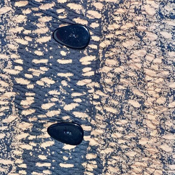 NWT Liv by Habitat Chestnut Button Front Crop Vest Womens Sz L/XL - Picture 8 of 8